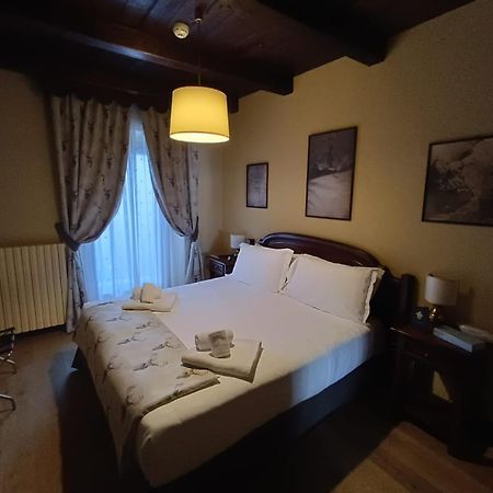 Hotel Jumeaux Брей-Червінія Екстер'єр фото