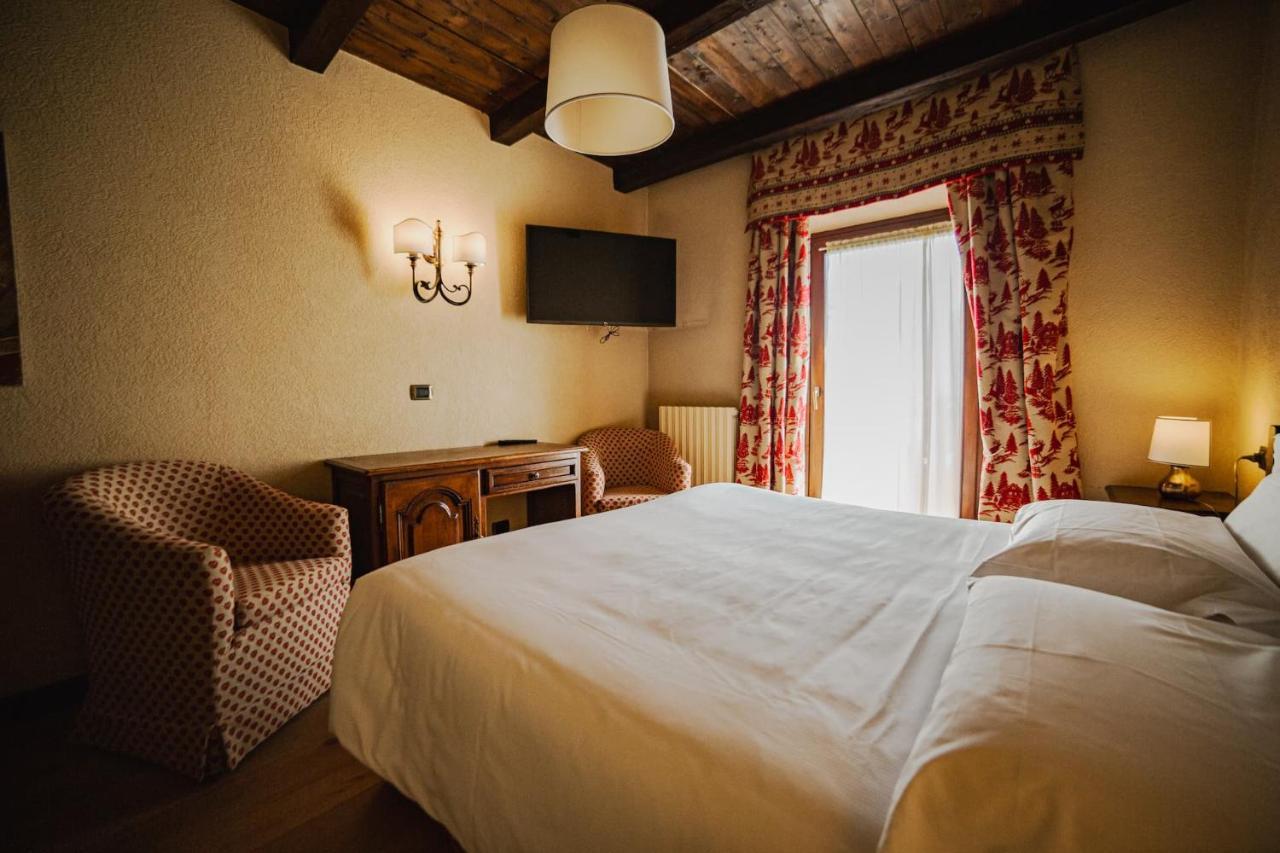 Hotel Jumeaux Брей-Червінія Екстер'єр фото