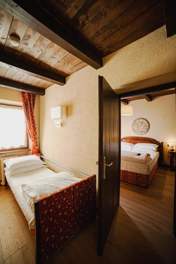 Hotel Jumeaux Брей-Червінія Екстер'єр фото