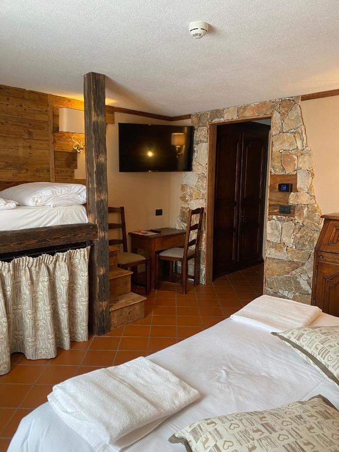 Hotel Jumeaux Брей-Червінія Екстер'єр фото