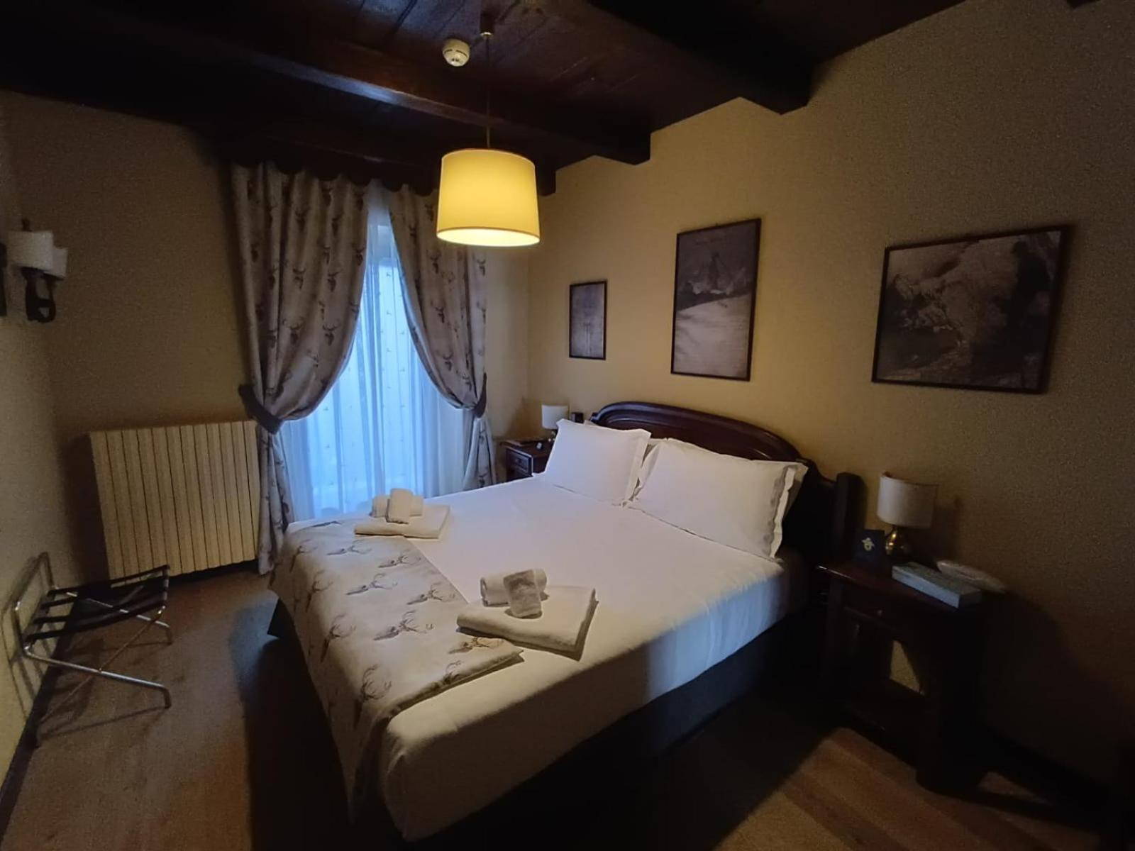 Hotel Jumeaux Брей-Червінія Екстер'єр фото