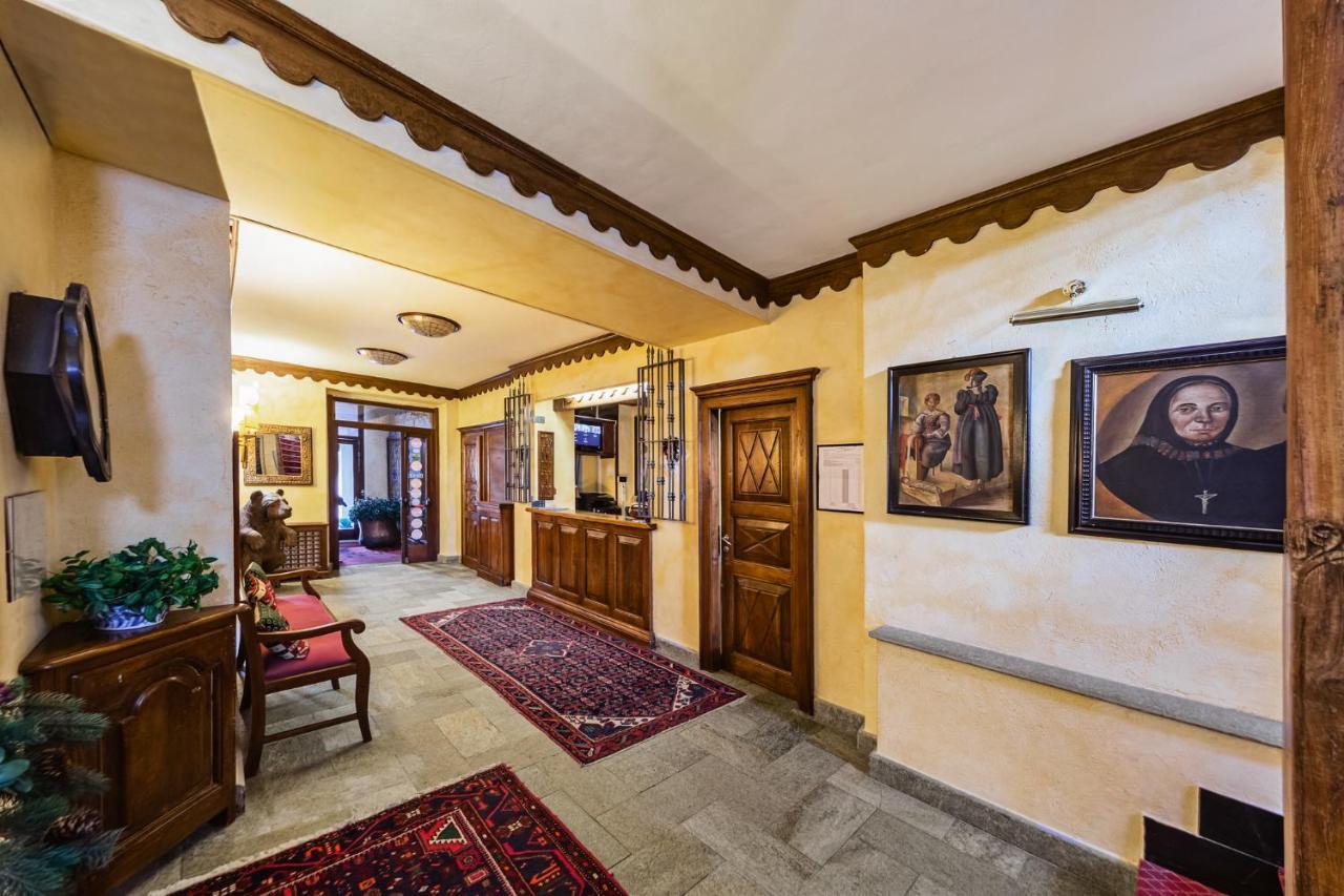 Hotel Jumeaux Брей-Червінія Екстер'єр фото